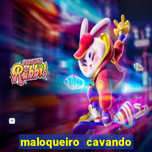 maloqueiro cavando cova censurado